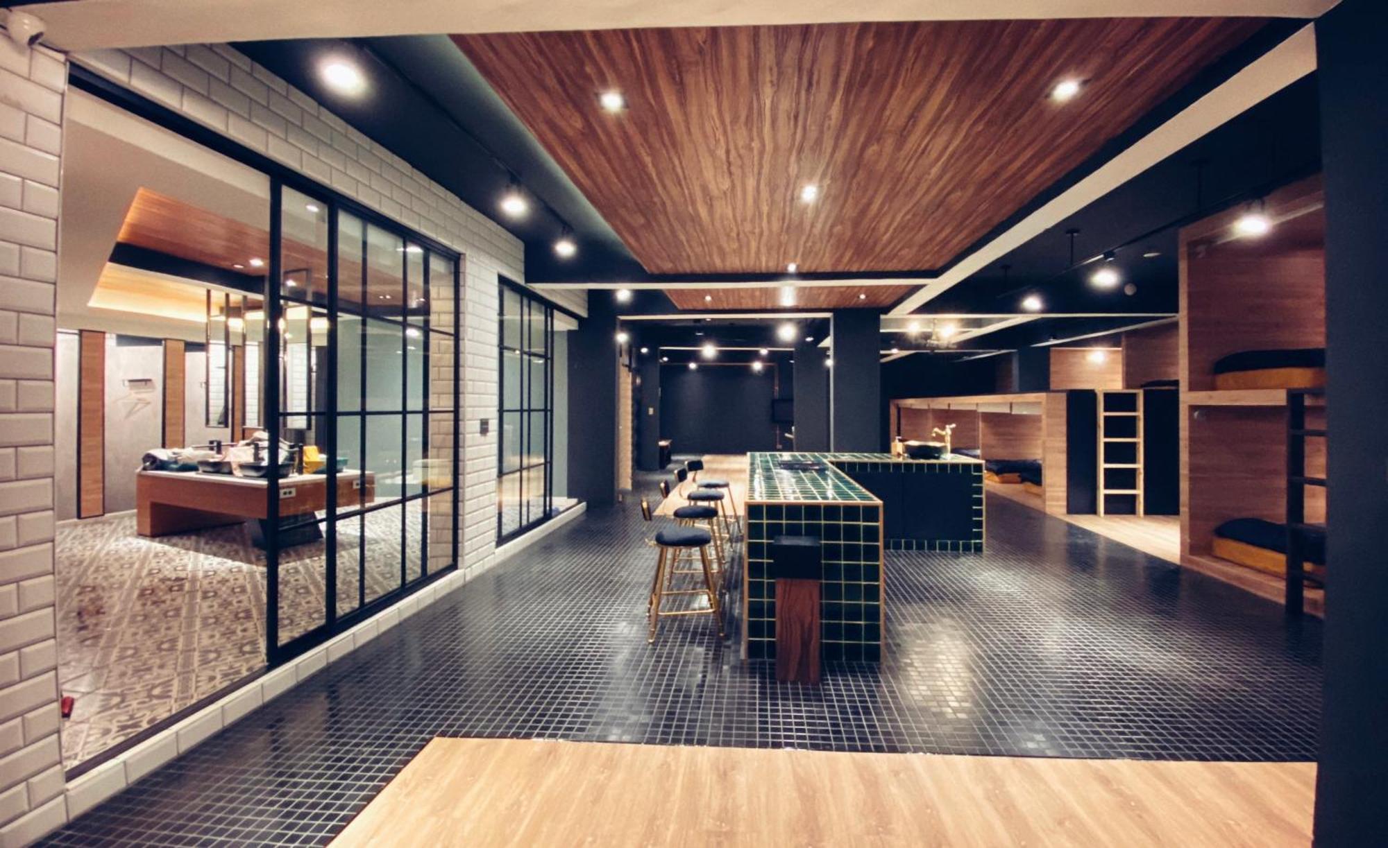 Perbed Hostel-Taichung Station Extérieur photo